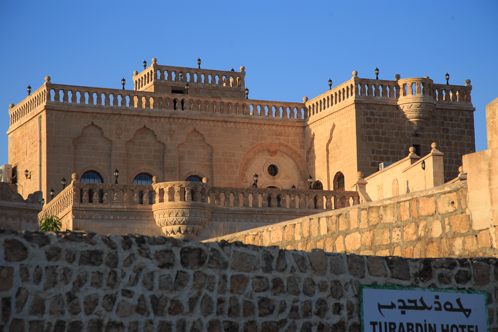 Mor Barsarmo Kilisesi, Midyat